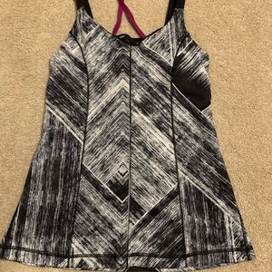 Lululemon workout tank